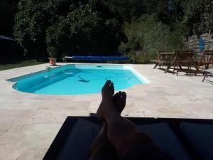 Maisons de vacances Maison au calme sur grand terrain avec piscine : photos des chambres