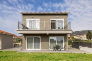 Taras Residence - Karavádhos