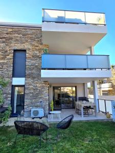 Appartements La Ciccia - appartement cosy de plain-pied, avec jardin, terrasse et garage prive - By AURAconcergerie : photos des chambres