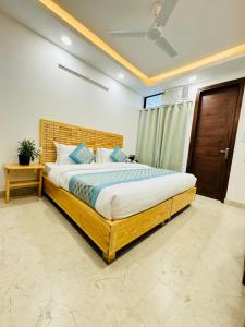 Hotel Ashram View Just 10 Minute Away Form Nizamuddin Railway Station