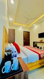 Hotel Ashram View Just 10 Minute Away Form Nizamuddin Railway Station - Lajpat Nagar