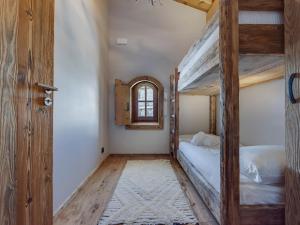 Appartement neuf avec cheminée, proche pistes, Val dIsère - FR-1-567-102