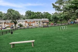Brentwood U2 I Cozy & Comfy I 2bd I Free Parking