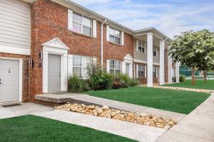 Brentwood U4 I Cozy & Comfy I 2Bd I Free Parking