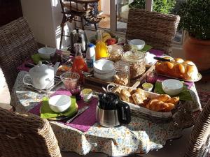 B&B / Chambres d'hotes Les Glycines : photos des chambres