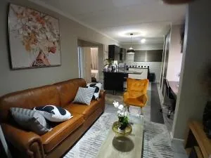 Luxurious Apartment in Dainfern - Sandton