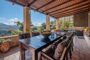 Villa Dimmare by PosarelliVillas