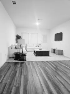 Pilot Point Luxe Retreat 5BR - Aubrey