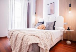  Two-Bedroom Apartment with Patio room in azz Apartamentos Torre de la Plata