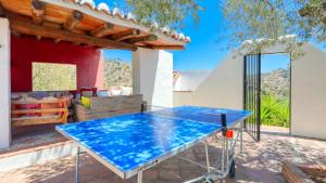 Cortijo Cuscurro Riogordo by Ruralidays