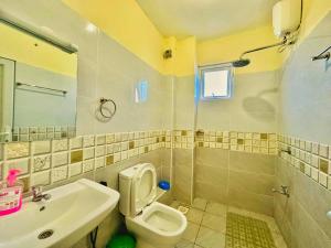 Shanzu Oceanline Apartments and Suites