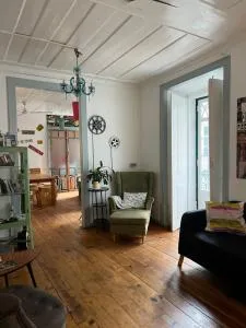 Alface Hall Hostel & Bar - Almada