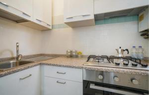 2 Bedroom Cozy Apartment In Taggia