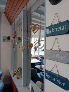 Hotels Hotel de la Plage : photos des chambres