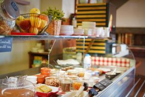 Hotels Sud Hotel Restaurant : photos des chambres