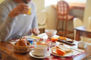 Hotels Sud Hotel Restaurant : photos des chambres