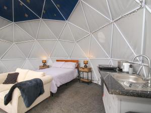 Meadow View - Bryn-Mawr Retreat