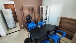 Casa tem 2 quartos com ar condicionado, banheira de bb bebê e garagem, o preço não consegui alterar geralmente é mais 20 por cento