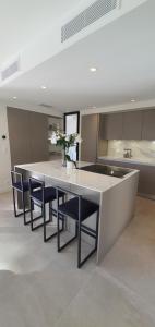 Villa vue mer à Antibes classée 4 étoiles-Piscine chauffée