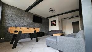 Appartements Grey And White Duplex : photos des chambres