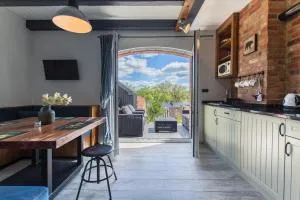 Chmielówka Domki Apartamentowe - Łapalice