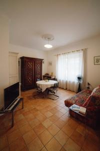 Maisons de vacances Villa en Luberon, climatise, Piscine, wifi et Parking gratuit : photos des chambres