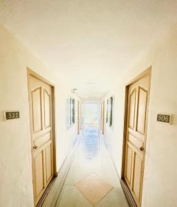 Aomsin Premium Hotel Suit Near Shoping Malls