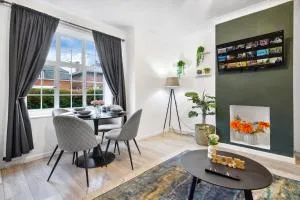Luxe Stays Jacuzzi - Sleeps 7 - Putney Bridge - Barnes