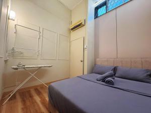 Cheap! New, 1-7 Pax PJ Town area, Easy Parking