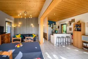 Ecolodge - Calme - Piscine privée - vue nature - Bouriège