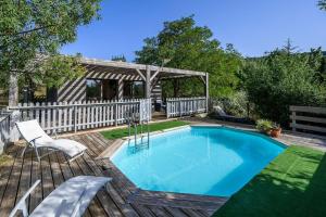 Maisons de vacances Ecolodge - Calme - Piscine privee - vue nature : photos des chambres