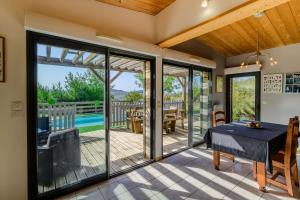 Maisons de vacances Ecolodge - Calme - Piscine privee - vue nature : photos des chambres