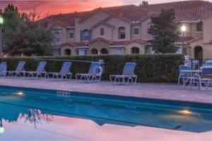 Home Near Disney Private Pool & Playground