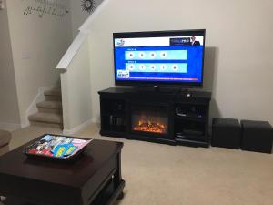 Home Near Disney Private Pool & Playground