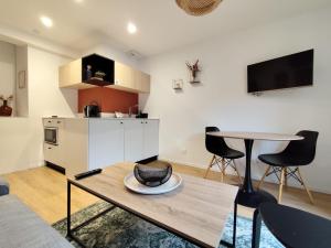 Appartements Beau et calme T1 avec Terrasse au coeur de Kerinou : photos des chambres