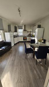 Master room near Notting hill & Bayswater & Paddington Station