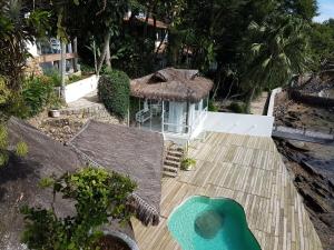 Studio à Beira Mar em Ilhabela com Vista Deslumbrante IB0001