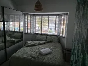 Paul's Place - Longbridge