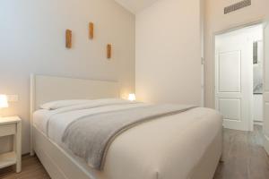 Flower apartment - new bright home in Brera