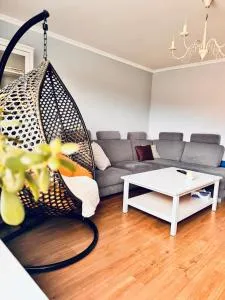 Krásny, plne vybavený byt s bezplatným parkovaním - 普列维扎