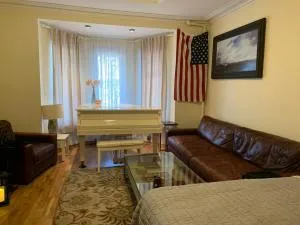 NYC Apartment by the Harbor - New Dorp