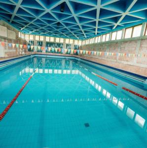 Кришталевий Палац