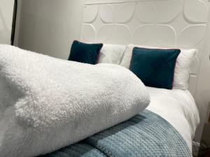 Sitwell coastal apartment with free parking