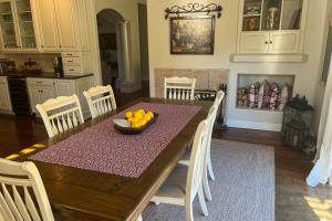 4BR Relaxing Escape with Pool, Jacuzzi and Views