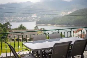 Gerês Country Stays- FLOR - Comfort and tranquility with a stunning view - Admeus 