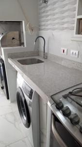 Riviera Vista Incrível Pé na Areia a 100m praia