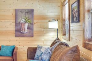 Horse Farm Retreat w Pond View Near Louisville