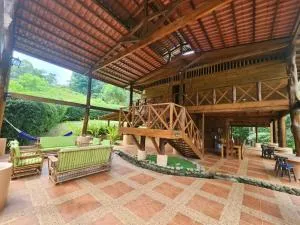 Corazon del Rio, Villa with Waterfall and Swim Hole - San Luis