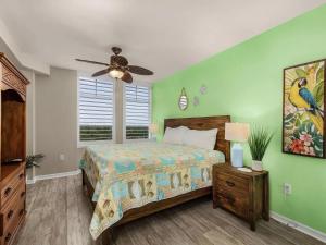 Perfect Island Escape - Beach, Pool, Restaurant & More! -FMB-Condo Island Oasis - Roelens