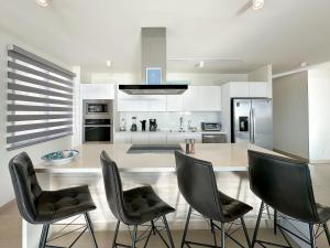 3BR Ground Floor Condo at Las Palomas